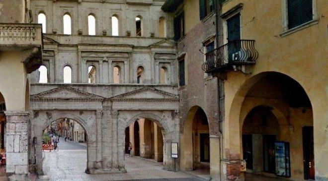 Porta Borsari Verona