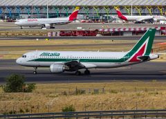 Da innovatore alla crisi: la storia di Alitalia nell’industria dei trasporti aerei