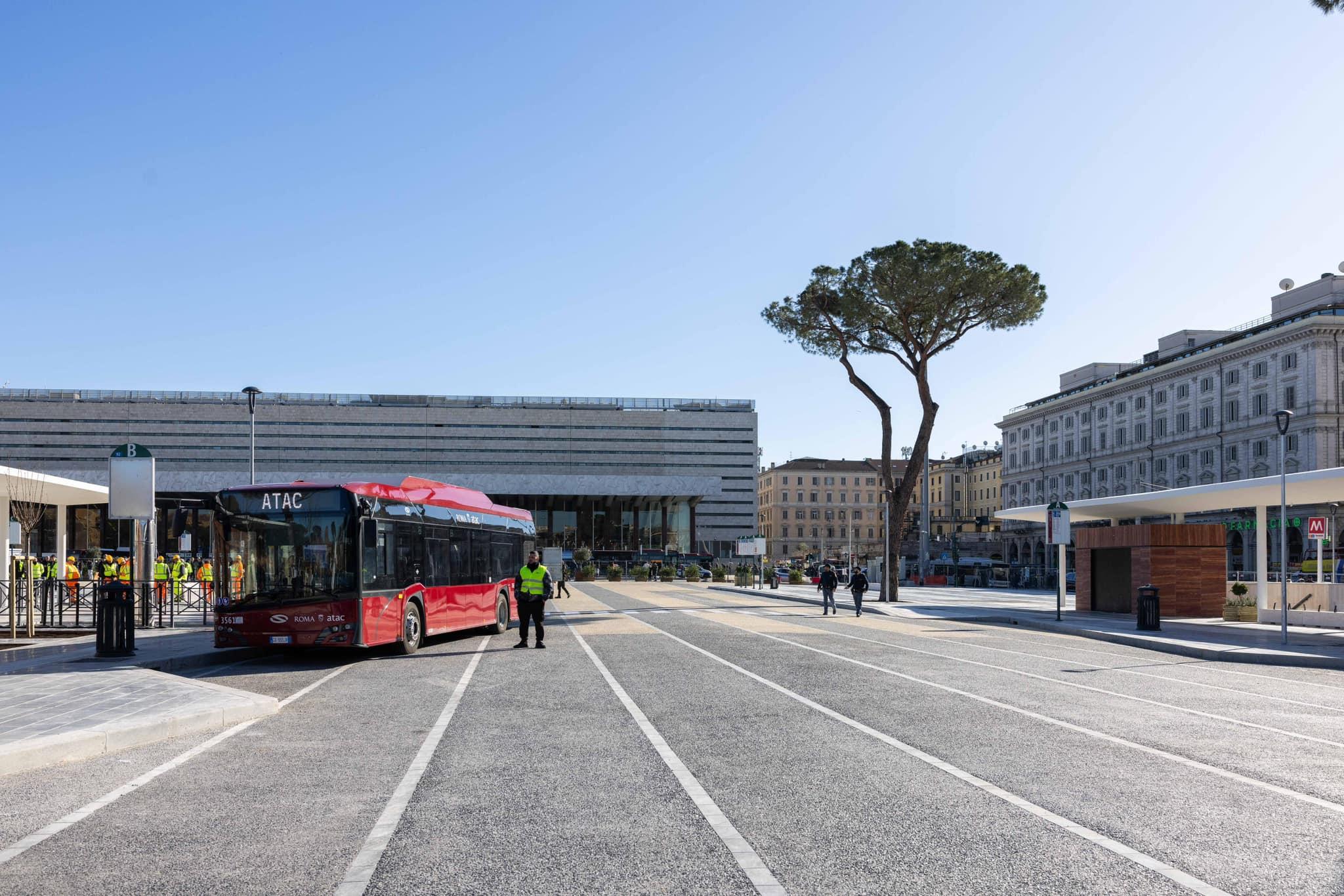 piazza dei cinquecento 7