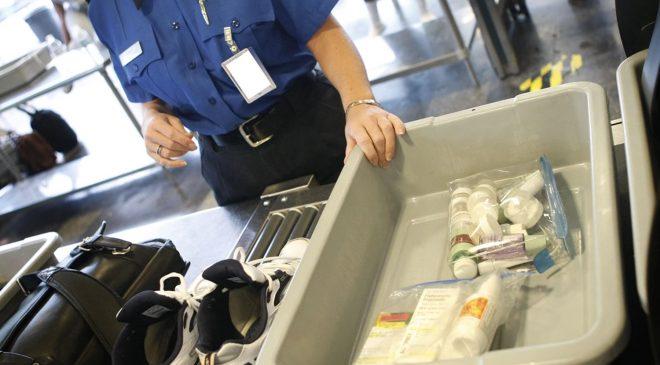Via libera a liquidi fino a 2 litri nel bagaglio a mano