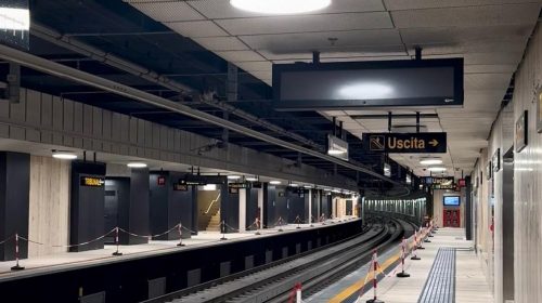 metro napoli stazione tribunali 4