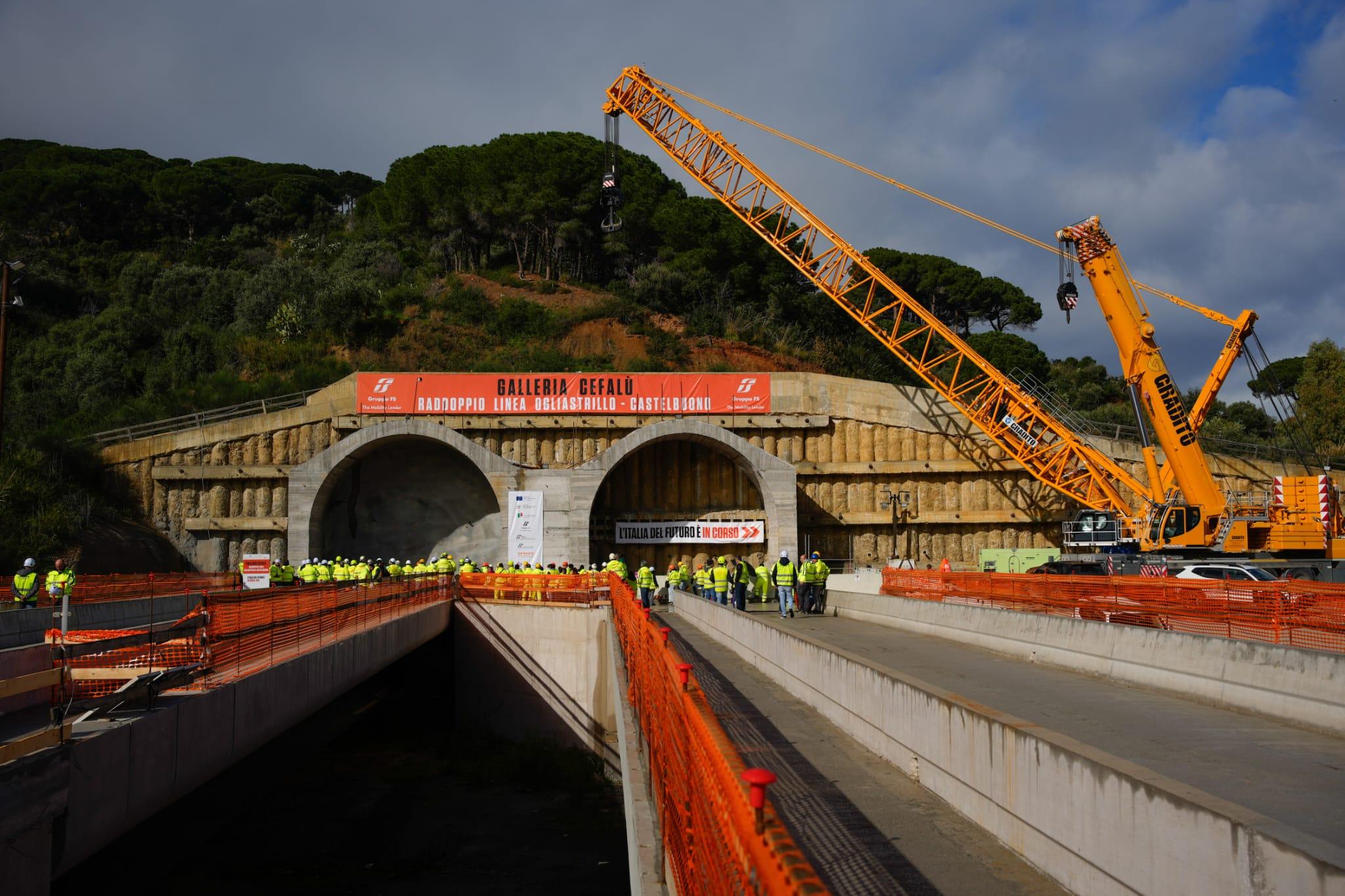 Abbattimento diaframma galleria Cefalù 3