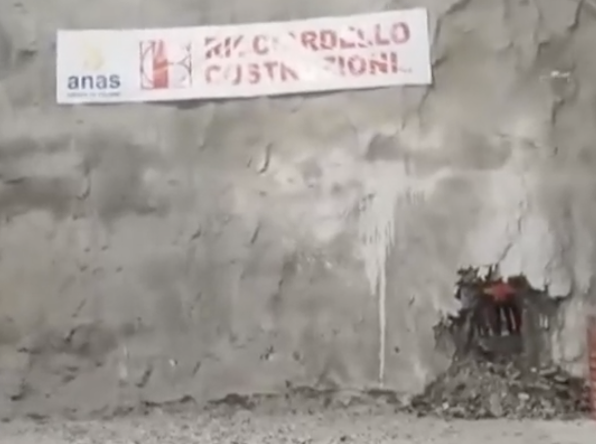 Galleria Acquafredda SS18