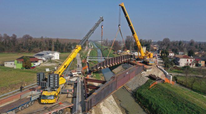 La posa del ponte sul Muson dei Sassi a Loreggia