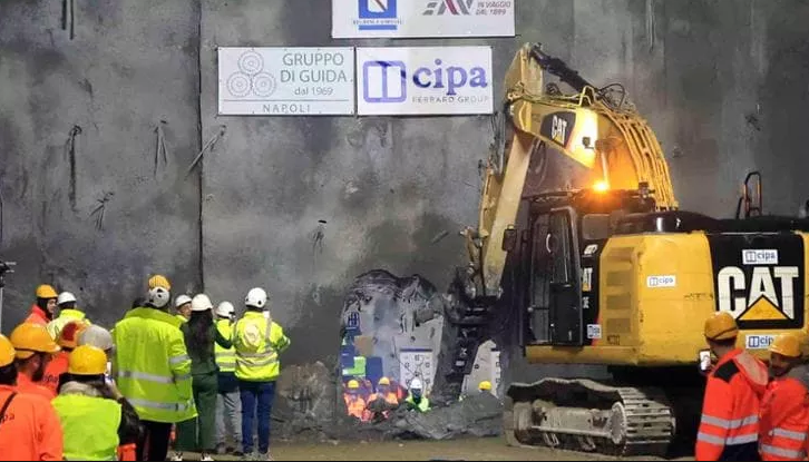 metro di vittorio-capodichino