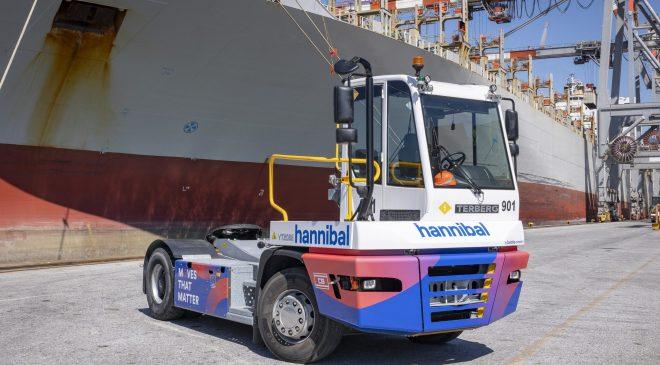 Contship introduce il primo trattore elettrico al terminal di La Spezia