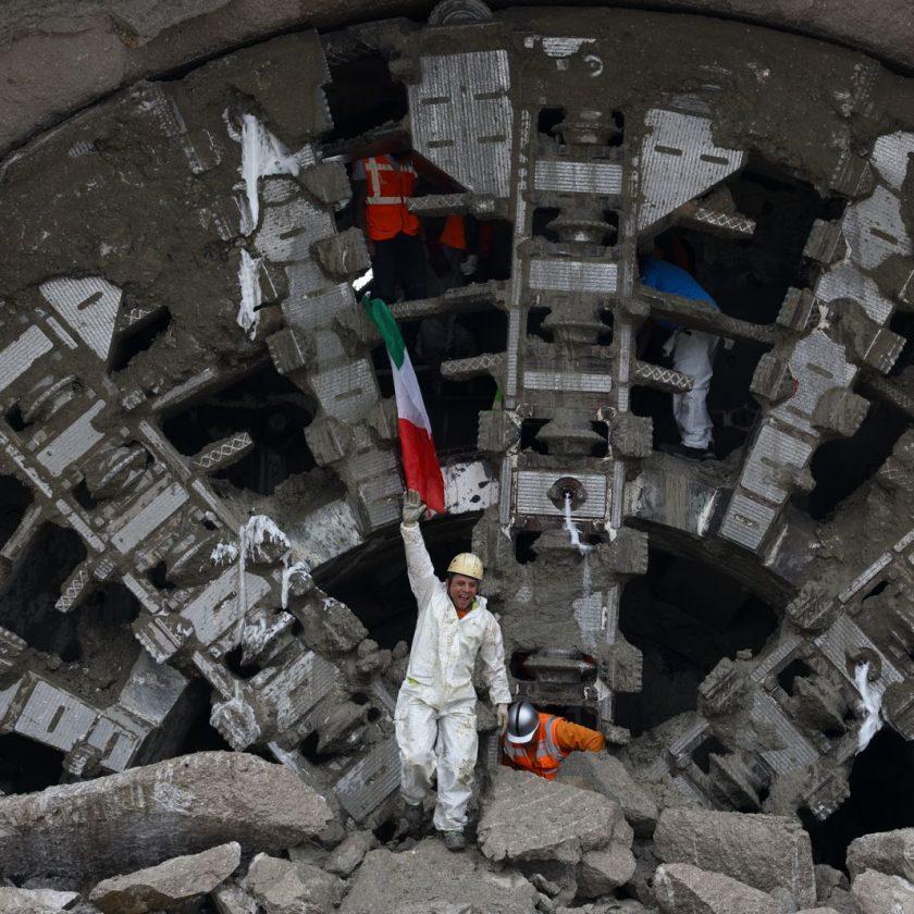 TBM galleria Rocchetta tricolore